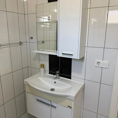 Erdem Aparts 6 Apartment