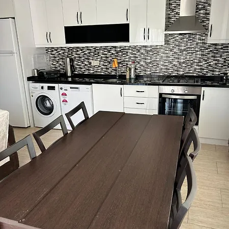 Erdem Aparts 6 Apartment